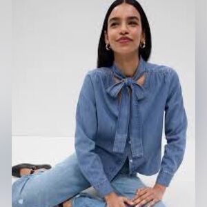 Gap denim tie neck shirt